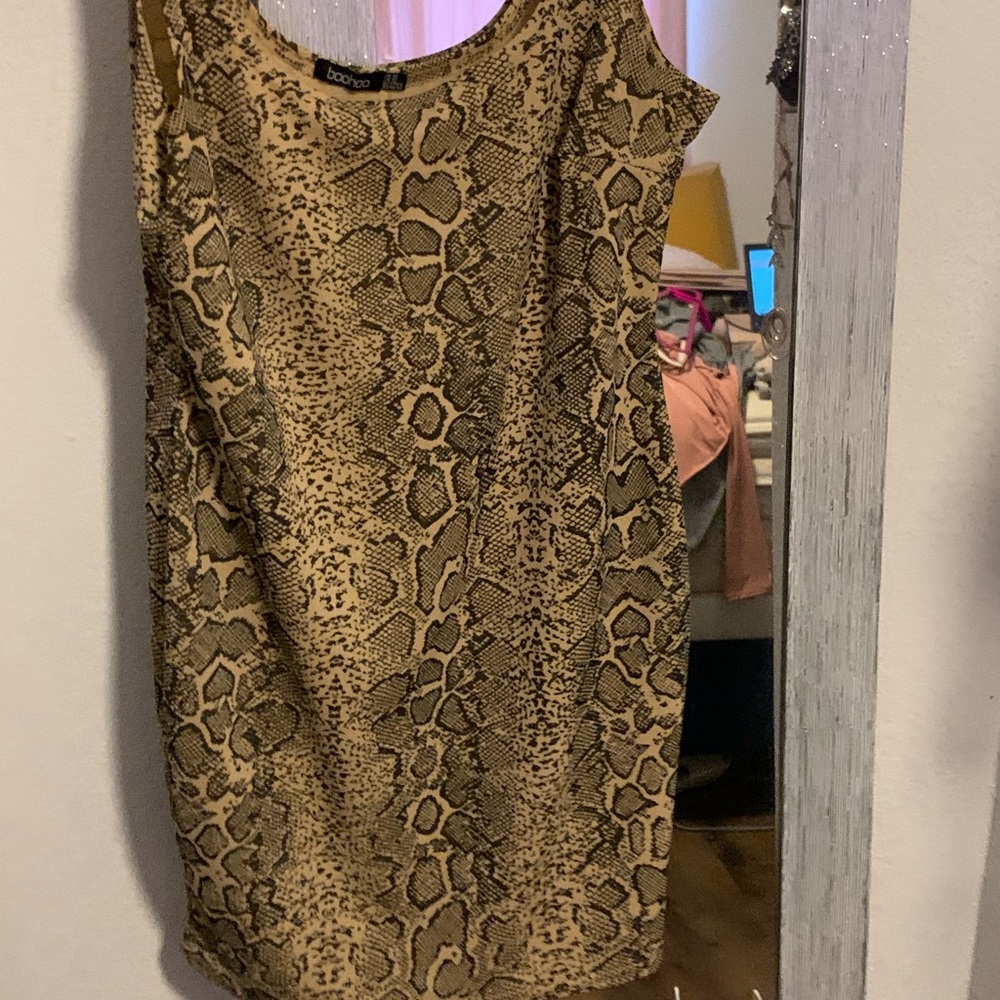 Dress - Picture 4 of 5